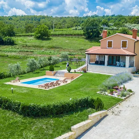 Villa Fiore Spinovci *