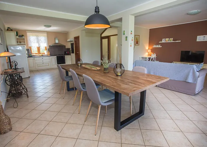 Fiore Spinovci Villa Rakotule