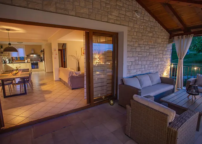 Fiore Spinovci Villa *