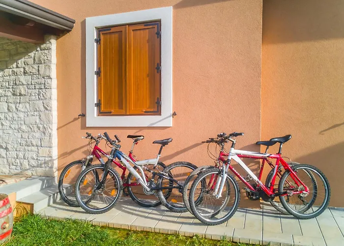 Fiore Spinovci Rakotule